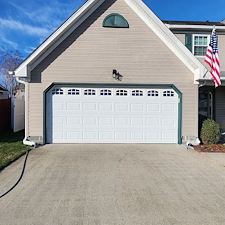 Professional-house-washing-in-Western-Branch-area-of-Chesapeake-Va 1